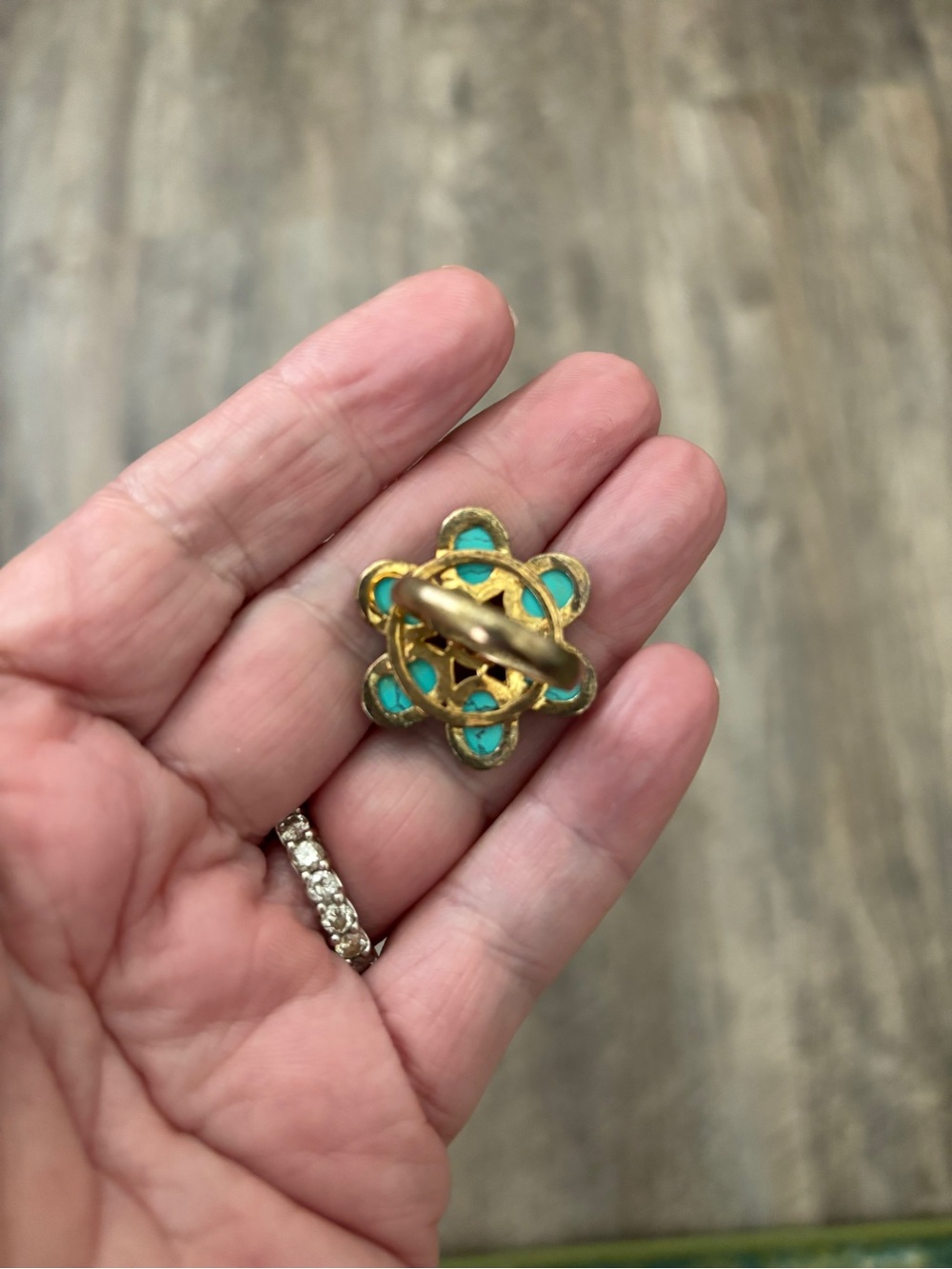 Turquoise Flower Statement Ring - Women Jewelry Size 6 - Picture 3 of 5